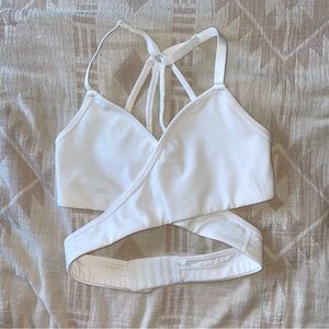 Alphalete Surface Wrap Bra White